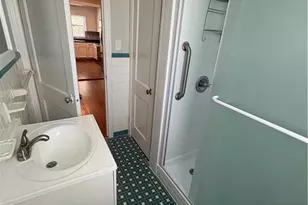 1100 Glenwood Ave, Greensboro, NC 27403 - Photo 8