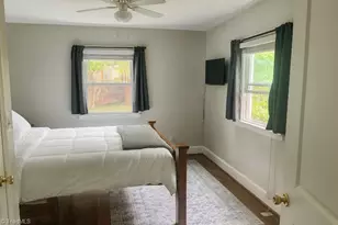 1100 Glenwood Ave, Greensboro, NC 27403 - Photo 4