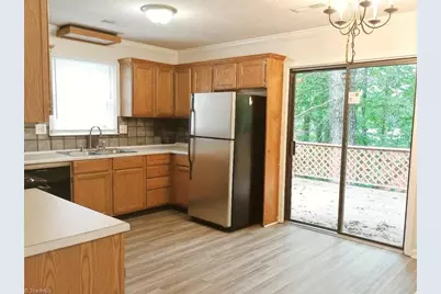 5025 Mereworth Court, Winston-Salem, NC 27104 - Photo 6