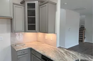 1461 Dappledown St, Kernersville, NC 27284 - Photo 8