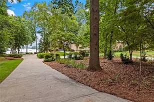 1553 Waterford Pointe Rd, Lexington, NC 27292 - Photo 2