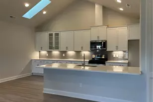 1095 Beechcraft Dr, Mebane, NC 27302 - Photo 4