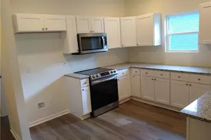 741 Meadowgreen Village Dr, Eden, NC 27288 - Photo 2