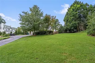 427 Woodbrook Dr, High Point, NC 27262 - Photo 48