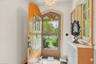 427 Woodbrook Dr, High Point, NC 27262 - Photo 10