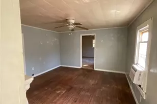 421 E Webb St, Mebane, NC 27302 - Photo 6