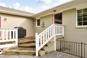 700 Windsor Ave, Lexington, NC 27292 - Photo 6