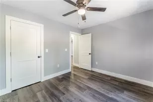 320 Skyview Dr, Winston-Salem, NC 27127 - Photo 6