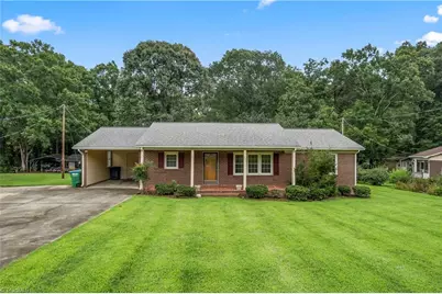 320 Forest Park Drive, Denton, NC 27239 - Photo 1