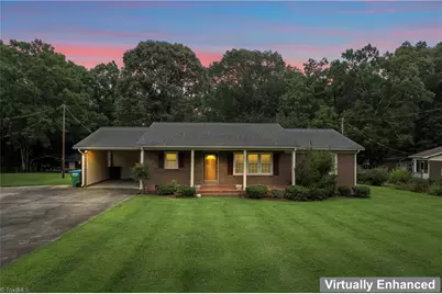 320 Forest Park Drive, Denton, NC 27239 - Photo 2