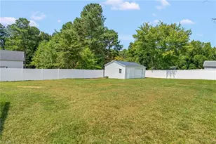 724 Sherwood Rd, Asheboro, NC 27205 - Photo 28