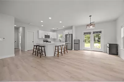 5305 Ridgefall Road, Greensboro, NC 27410 - Photo 6