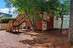 205 Hawthorne Rd, Elkin, NC 28621 - Photo 8