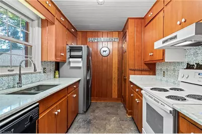 205 Hawthorne Road, Elkin, NC 28621 - Photo 24