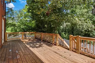 205 Hawthorne Rd, Elkin, NC 28621 - Photo 10