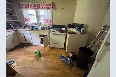 311 S Washington Avenue, Reidsville, NC 27320 - Photo 6