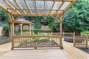 754 Peachtree Meadows Cir, Kernersville, NC 27284 - Photo 2