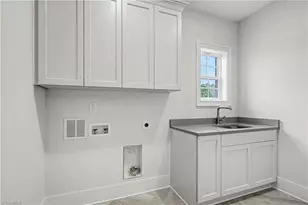 4320 Griffins Gate Ln, Greensboro, NC 27407 - Photo 14