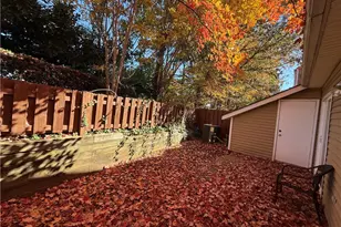 3703 Cotswold Terrace, Greensboro, NC 27410 - Photo 18