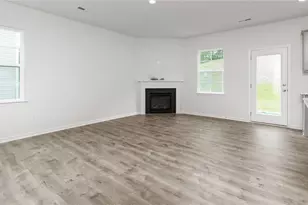 320 Lisa Ln, Winston-Salem, NC 27107 - Photo 6