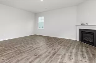 320 Lisa Ln, Winston-Salem, NC 27107 - Photo 8