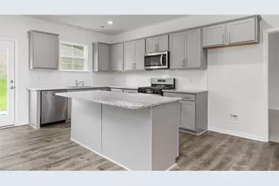 320 Lisa Lane, Winston-Salem, NC 27107 - Photo 10