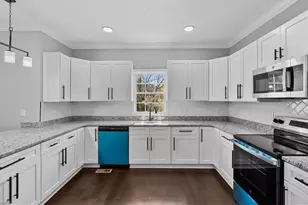 1413 Keogh St, Burlington, NC 27215 - Photo 10