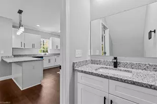 1413 Keogh St, Burlington, NC 27215 - Photo 18