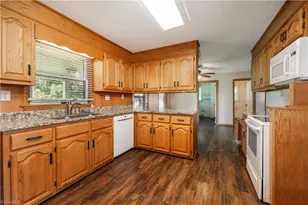 6350 Roscoe Rd, Denton, NC 27239 - Photo 10