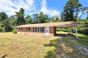 2447 Piney Mountain Rd, Walnut Cove, NC 27052 - Photo 12