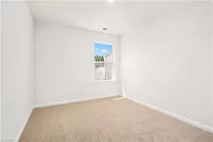 208 Moyer Dr, Graham, NC 27253 - Photo 10