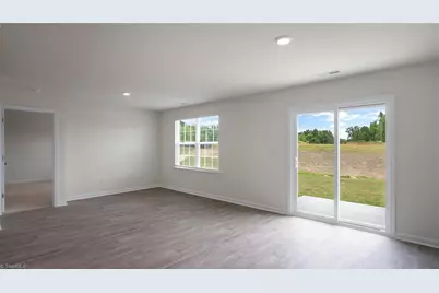 300 Aspen Place Court, Thomasville, NC 27360 - Photo 12