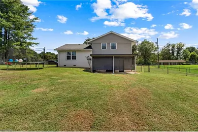 274 Dixie Hill Road, North Wilkesboro, NC 28659 - Photo 10