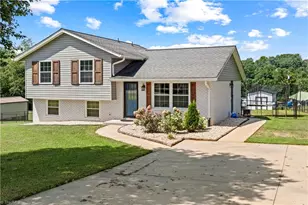 274 Dixie Hill Rd, North Wilkesboro, NC 28659 - Photo 4