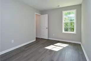 1427 N Cleveland Ave, Winston-Salem, NC 27105 - Photo 6