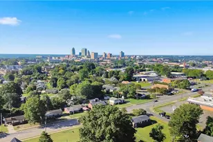 1607 N Cleveland Ave, Winston-Salem, NC 27105 - Photo 2