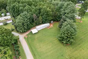 7410 Olin Rd, Pfafftown, NC 27040 - Photo 4