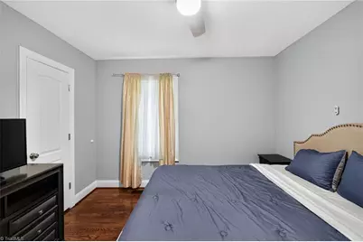 3406 Wilshire Drive, Greensboro, NC 27408 - Photo 10