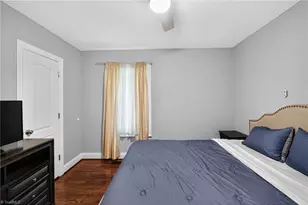 3406 Wilshire Dr, Greensboro, NC 27408 - Photo 10