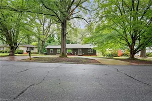 3406 Wilshire Dr, Greensboro, NC 27408 - Photo 2