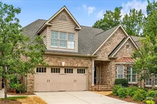 10 Blakeney Pl, Greensboro, NC 27408 - Photo 2