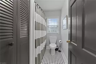 505 W Cornwallis Dr, Greensboro, NC 27408 - Photo 24