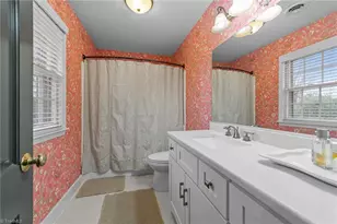 505 W Cornwallis Dr, Greensboro, NC 27408 - Photo 34