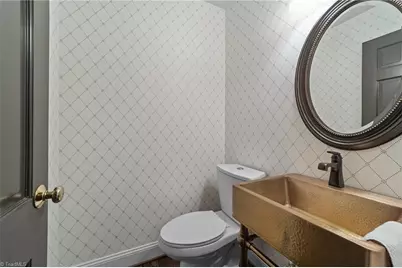 505 W Cornwallis Drive, Greensboro, NC 27408 - Photo 28