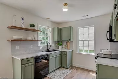 107 Old Treybrooke Drive, Greensboro, NC 27406 - Photo 10