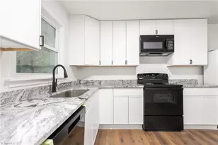 1322 Elm St, Burlington, NC 27217 - Photo 14