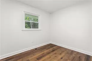 1322 Elm St, Burlington, NC 27217 - Photo 14