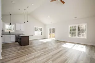 6935 Tia Ct, Thomasville, NC 27360 - Photo 2