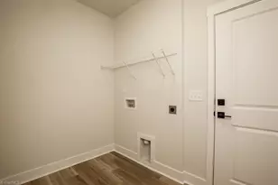 6935 Tia Ct, Thomasville, NC 27360 - Photo 16