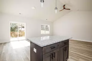 6935 Tia Ct, Thomasville, NC 27360 - Photo 6